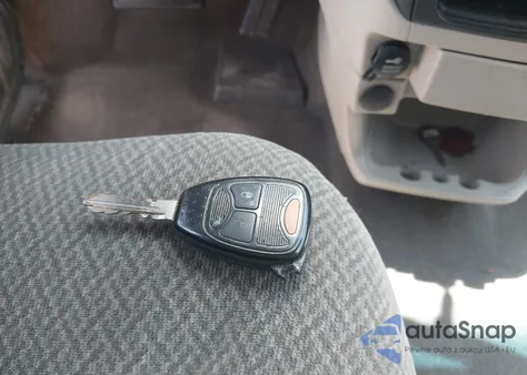 2005 Dodge Grand Caravan Se из США, поврежденный, VIN 1D4GP24R45B202353